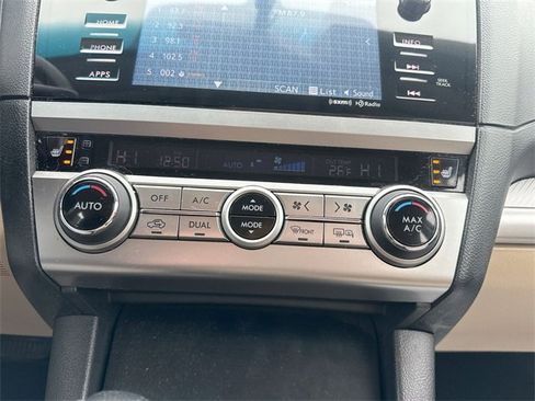 Used 2016 Subaru Legacy 2.5i Premium image 25