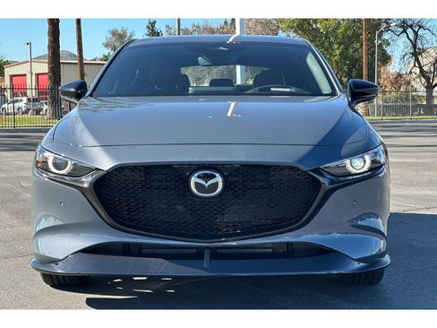 New 2026 MAZDA MAZDA3 Hatchback w/Premium Plus Pkg image 3