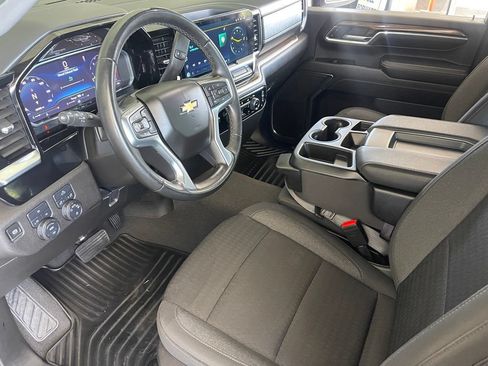 Used 2024 Chevrolet Silverado 2500 LT AWD/4WD image 10