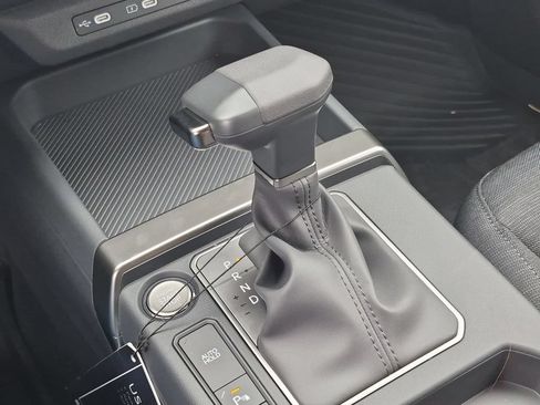 New 2027 Kia Seltos LX FWD image 16