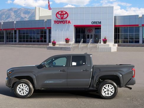New 2025 Toyota Tacoma SR5 image 4