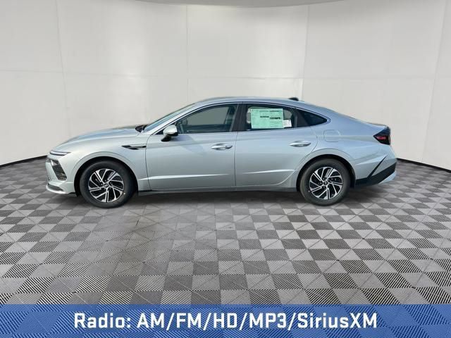 New 2026 Hyundai Sonata Blue FWD image 4