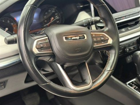 Used 2022 Jeep Compass Limited w/ Sun and Sound Group AWD/4WD image 14