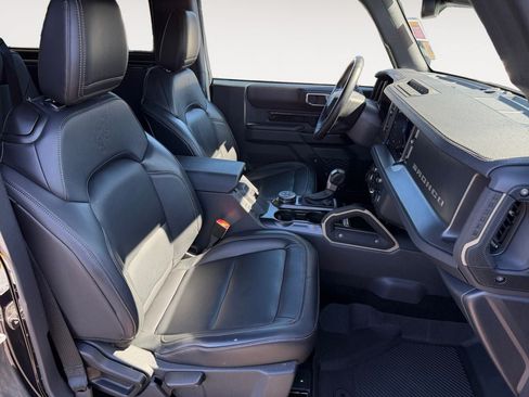 Used 2025 Ford Bronco Badlands AWD/4WD image 24