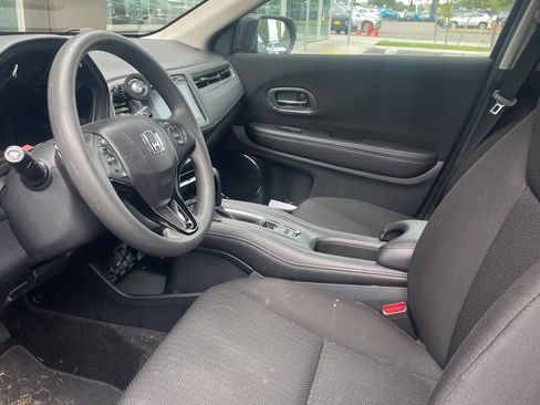 Used 2016 Honda HR-V EX image 11