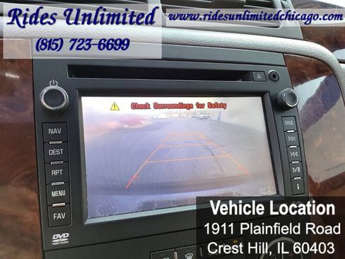 Used 2013 Chevrolet Suburban LTZ image 14