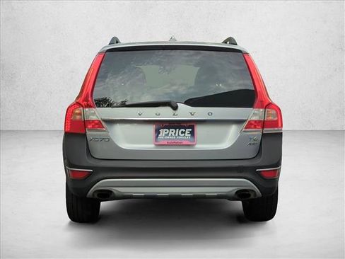 Used 2014 Volvo XC70 T6 AWD/4WD image 7