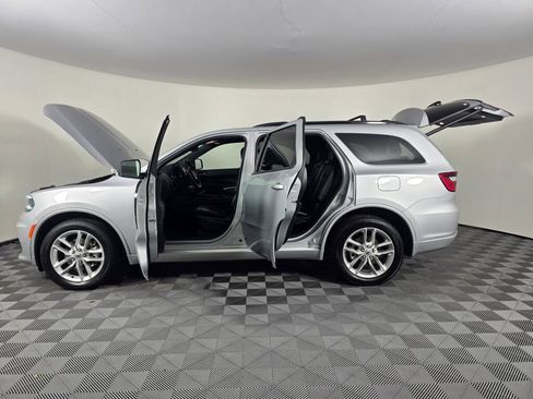 Used 2024 Dodge Durango GT image 19