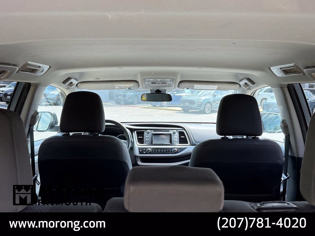 Used 2018 Toyota Highlander LE AWD/4WD image 18