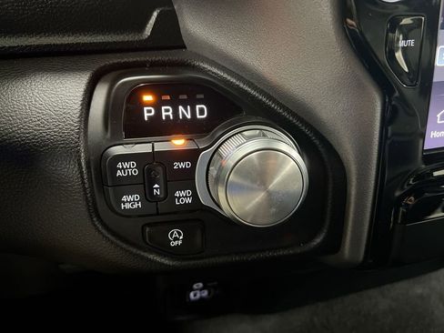 Used 2025 RAM 1500 Laramie AWD/4WD image 13