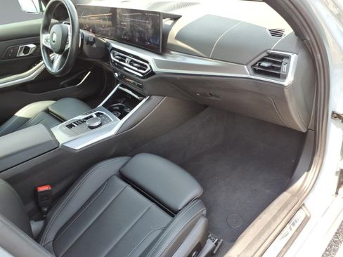 Used 2024 BMW 330i xDrive Sedan AWD/4WD image 8