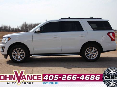 Used 2021 Ford Expedition XLT image 5