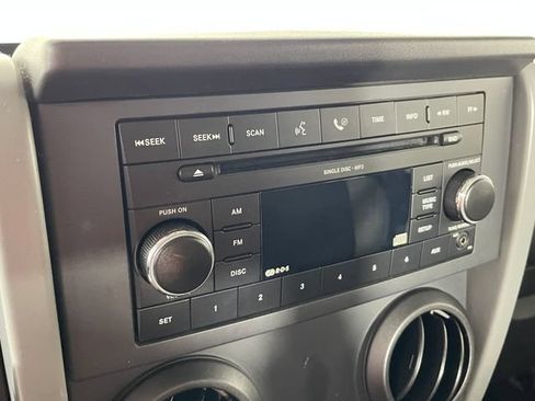 Used 2008 Jeep Wrangler X AWD/4WD image 7