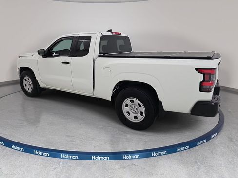 Used 2024 Nissan Frontier S RWD image 9