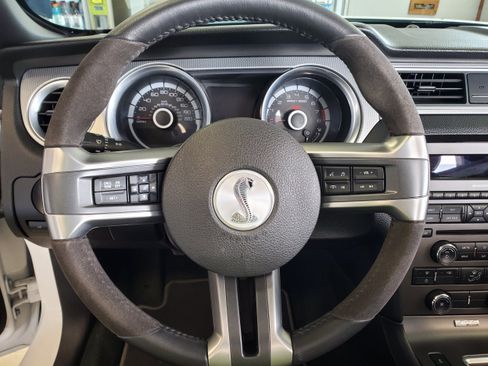 Used 2013 Ford Mustang Shelby GT500 RWD image 14