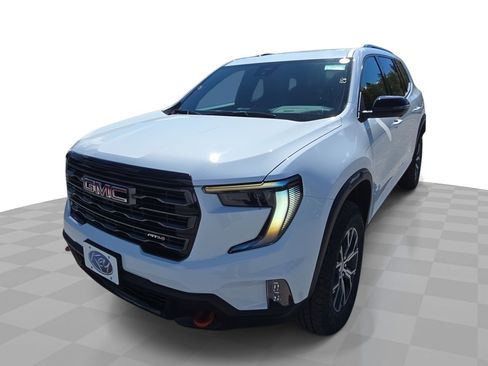 New 2026 GMC Acadia AT4 w/ LPO, Floor Liner Package image 37