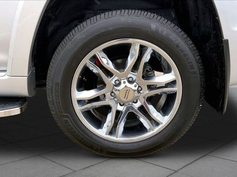 Used 2023 Toyota 4Runner Limited AWD/4WD image 11