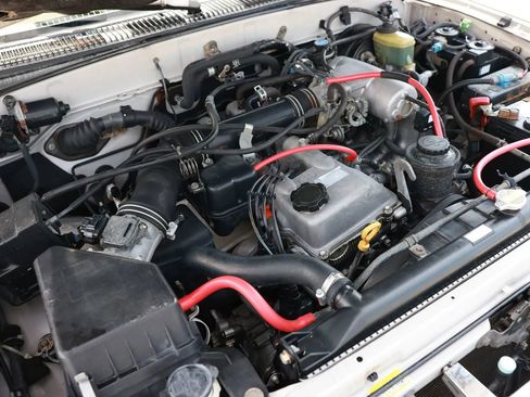 Used 2000 Toyota 4Runner 2WD w/ Upgrade Value Pkg 1 image 41
