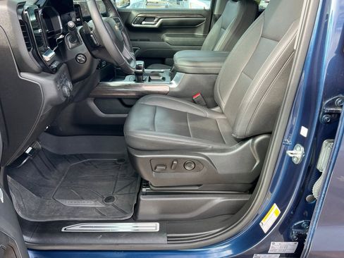 Certified 2023 Chevrolet Silverado 1500 LTZ w/ Technology Package image 18