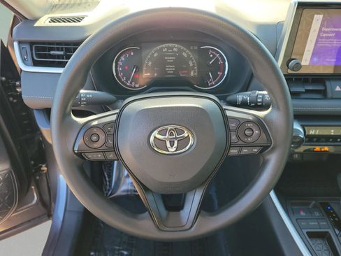 Used 2024 Toyota RAV4 XLE image 25