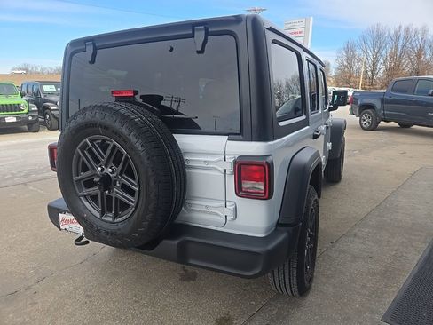 New 2026 Jeep Wrangler Unlimited Sport AWD/4WD image 10