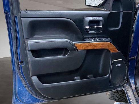 Used 2017 Chevrolet Silverado 1500 High Country image 18