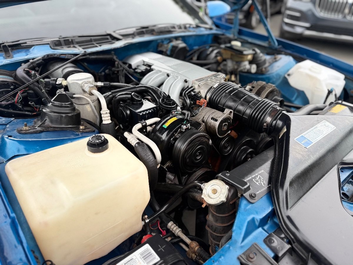 Used 1992 Chevrolet Camaro Z28 RWD image 23
