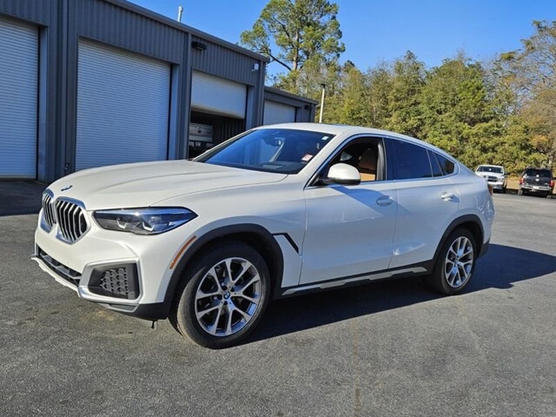 Used 2023 BMW X6 xDrive40i AWD/4WD image 3