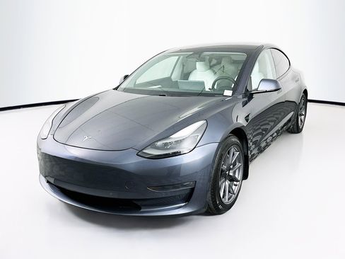 Used 2021 Tesla Model 3 Long Range image 3