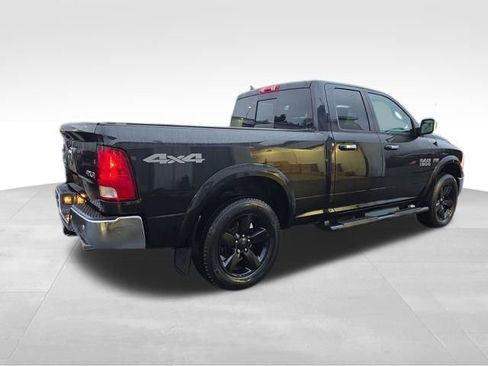 Used 2018 RAM 1500 SLT image 9