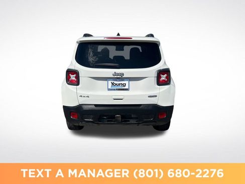 Used 2019 Jeep Renegade Latitude w/ Cold Weather Group AWD/4WD image 4