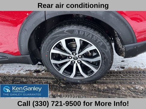 Used 2022 Ford Explorer ST-Line w/ Class IV Trailer Tow Package image 23