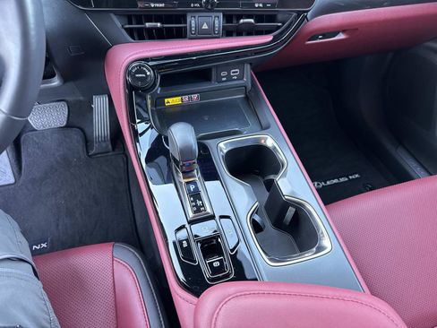 Certified 2025 Lexus NX 250 250 Premium image 27