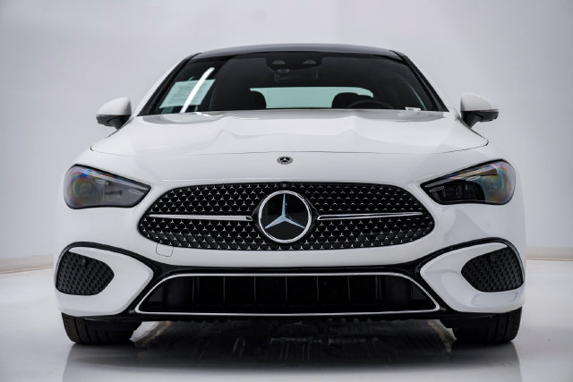 Used 2024 Mercedes-Benz CLE 300 4MATIC Coupe image 7