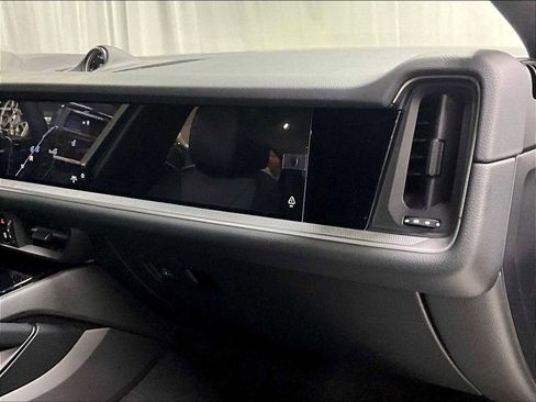 New 2026 Porsche Cayenne Coupe image 27