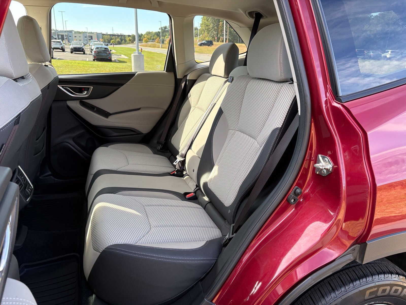 Used 2019 Subaru Forester Premium AWD/4WD image 31
