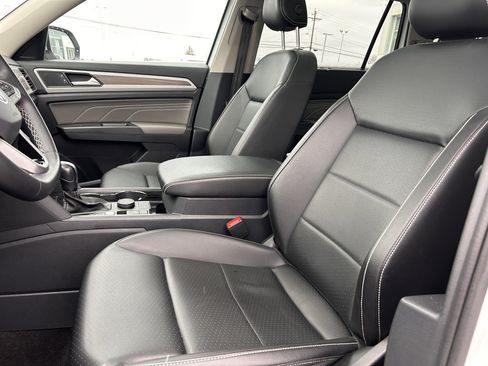 Certified 2023 Volkswagen Atlas SEL image 20