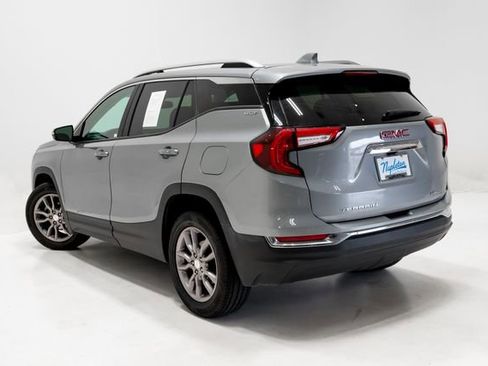 Used 2024 GMC Terrain SLT AWD/4WD image 23