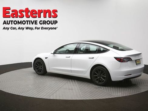 Used 2023 Tesla Model 3 Standard Range image 60