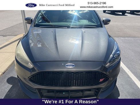 Used 2015 Ford Focus ST w/ Equipment Group 401A image 2