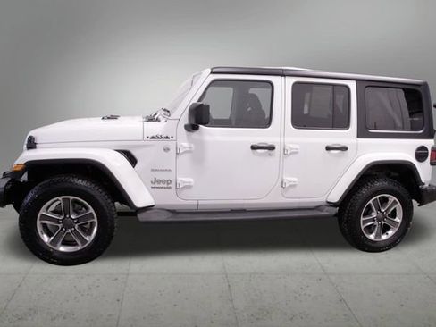 Used 2022 Jeep Wrangler Unlimited Sahara image 2
