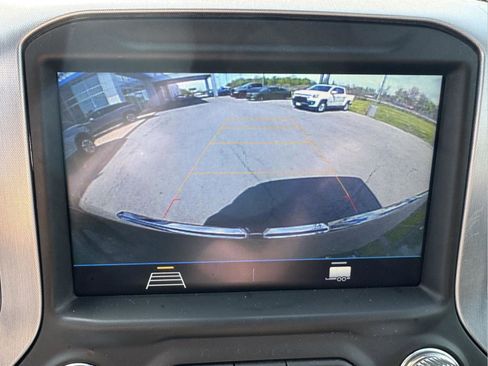 Used 2021 GMC Sierra 1500 SLE AWD/4WD image 25
