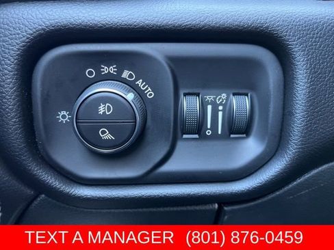 New 2026 RAM 2500 Laramie AWD/4WD image 30