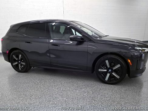 Used 2023 BMW iX xDrive50 w/ Convenience Package AWD/4WD image 11