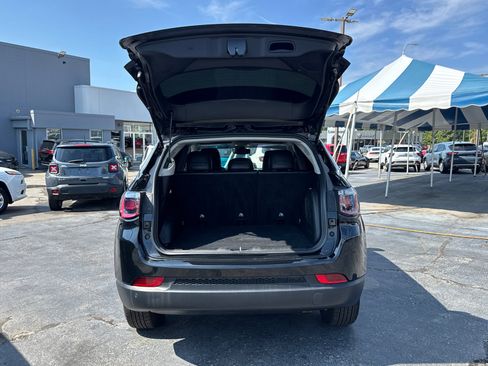 Used 2022 Jeep Compass Latitude w/ Sun and Sound Group image 20