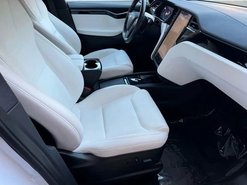 Used 2021 Tesla Model X Long Range AWD/4WD image 15