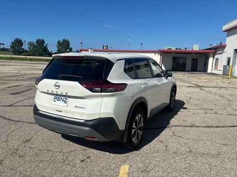 Used 2023 Nissan Rogue SV AWD/4WD image 8