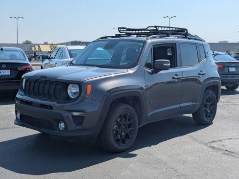 Used 2020 Jeep Renegade Altitude AWD/4WD image 9