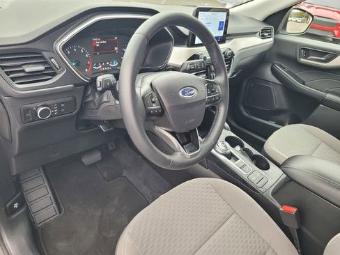 Certified 2022 Ford Escape SE w/ Convenience Package image 9