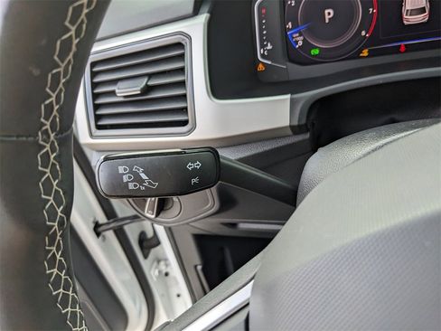 Certified 2022 Volkswagen Atlas SE image 32